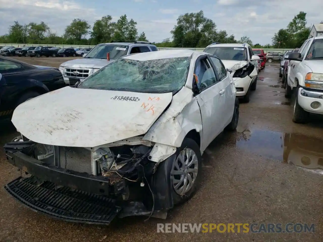 2 Photograph of a damaged car 5YFBURHE0KP863701 TOYOTA COROLLA 2019