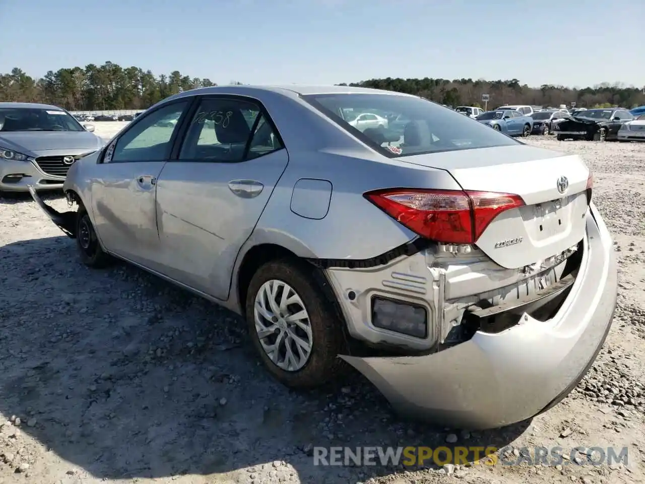 3 Photograph of a damaged car 5YFBURHE0KP864850 TOYOTA COROLLA 2019