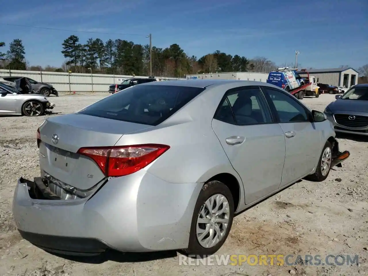 4 Photograph of a damaged car 5YFBURHE0KP864850 TOYOTA COROLLA 2019