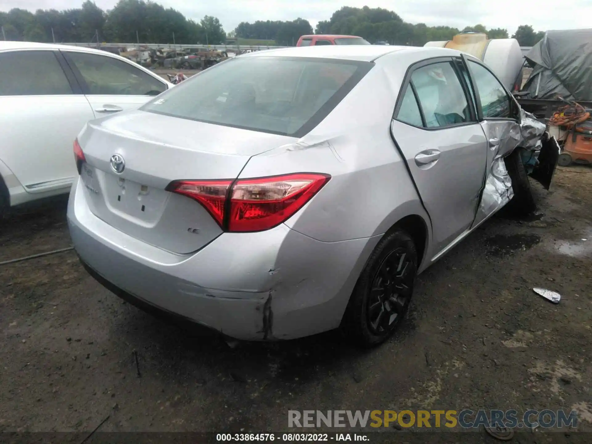 4 Photograph of a damaged car 5YFBURHE0KP864878 TOYOTA COROLLA 2019