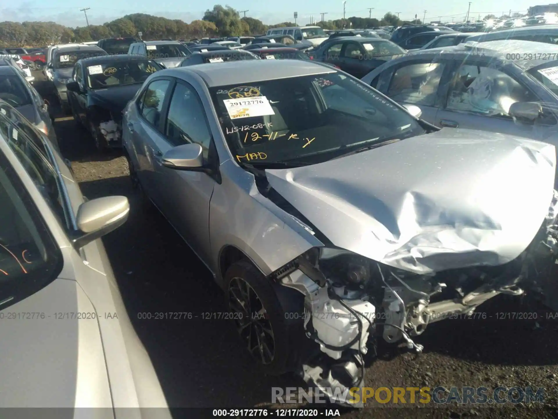 1 Photograph of a damaged car 5YFBURHE0KP865710 TOYOTA COROLLA 2019