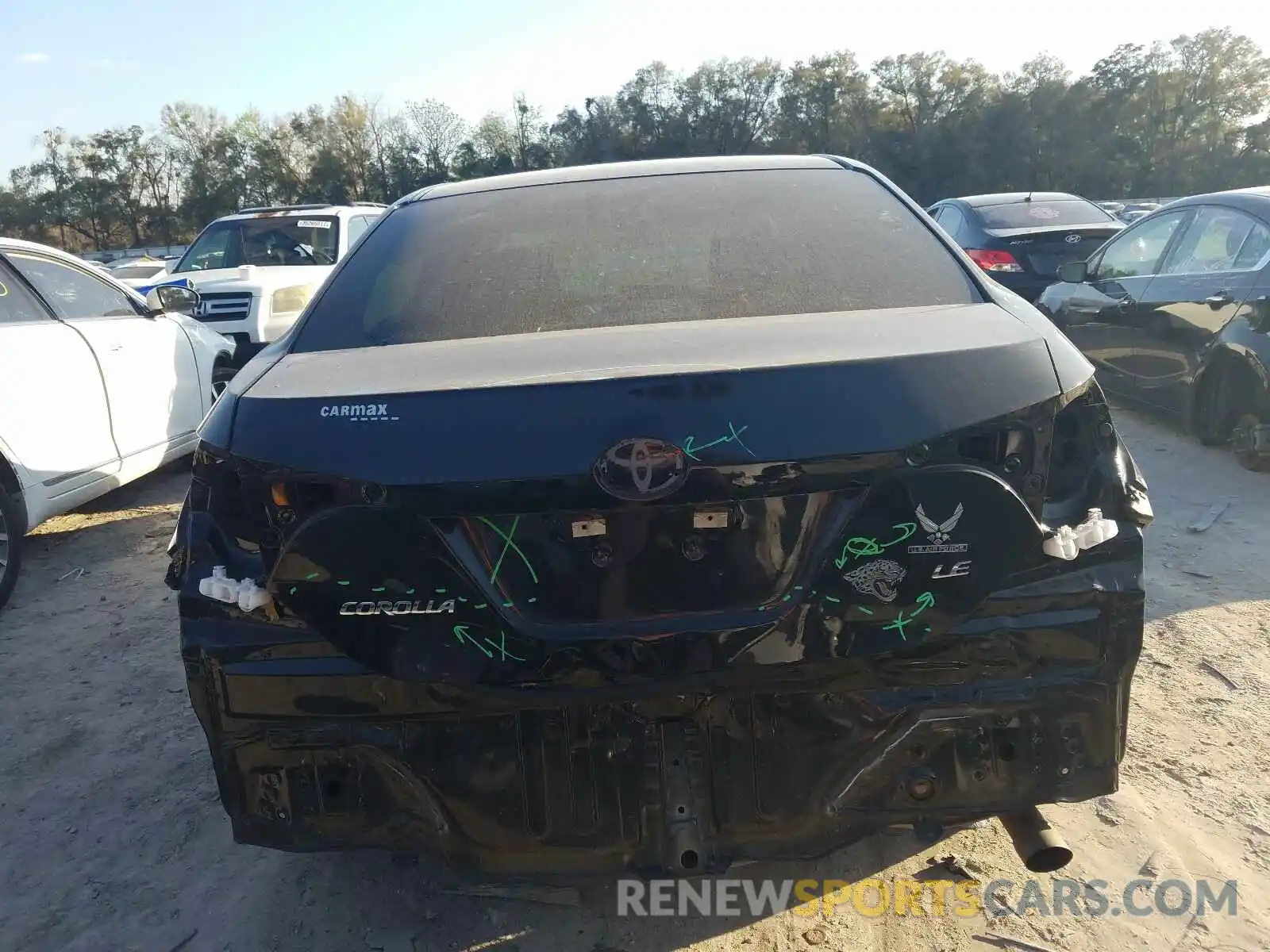 9 Photograph of a damaged car 5YFBURHE0KP867733 TOYOTA COROLLA 2019