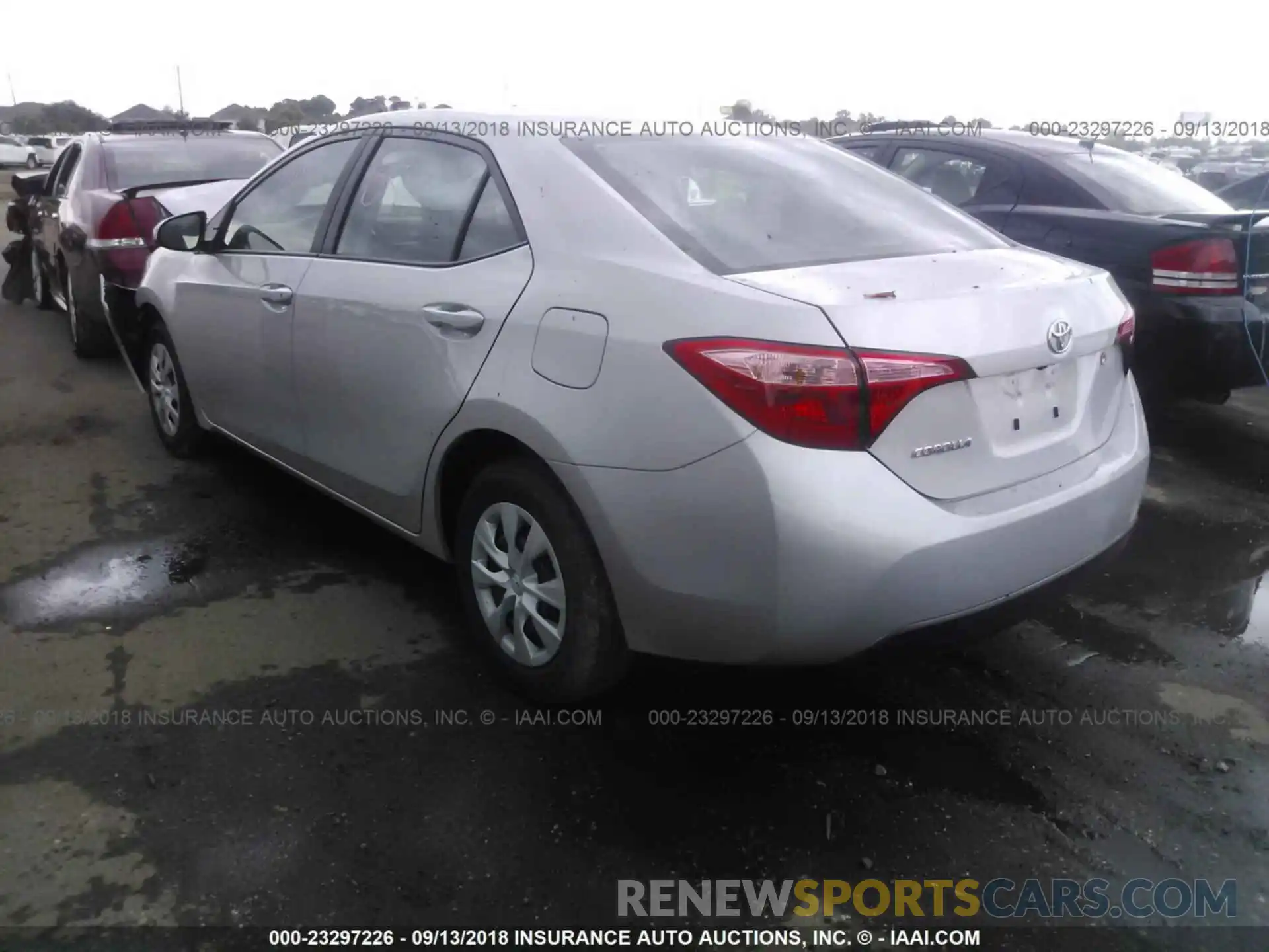 3 Photograph of a damaged car 5YFBURHE0KP867845 Toyota Corolla 2019