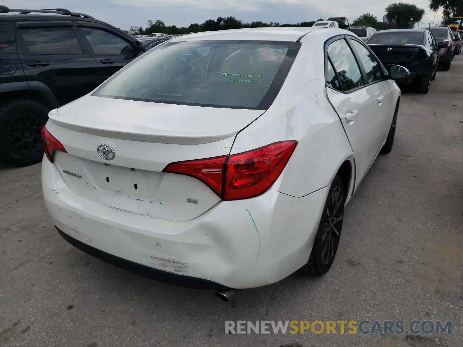 4 Photograph of a damaged car 5YFBURHE0KP868333 TOYOTA COROLLA 2019