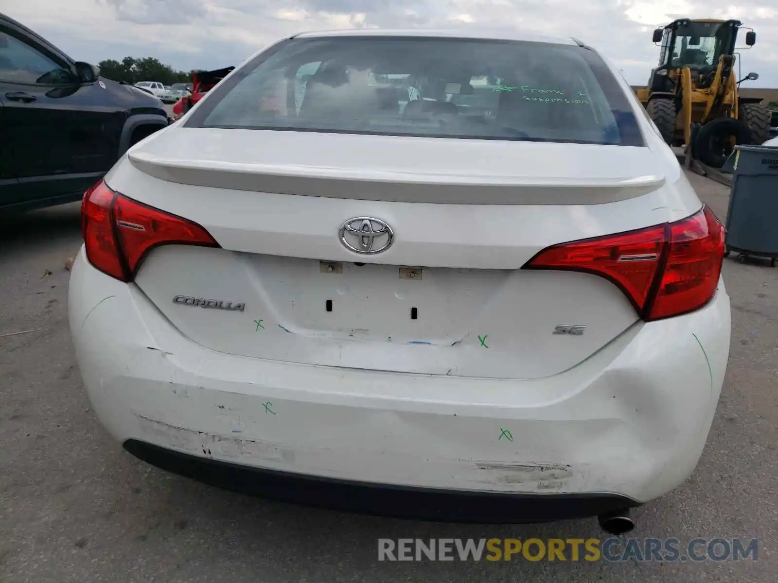 9 Photograph of a damaged car 5YFBURHE0KP868333 TOYOTA COROLLA 2019