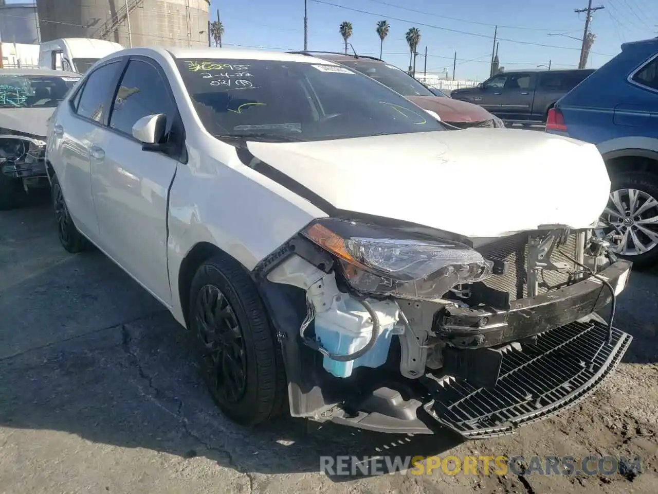 1 Photograph of a damaged car 5YFBURHE0KP868672 TOYOTA COROLLA 2019