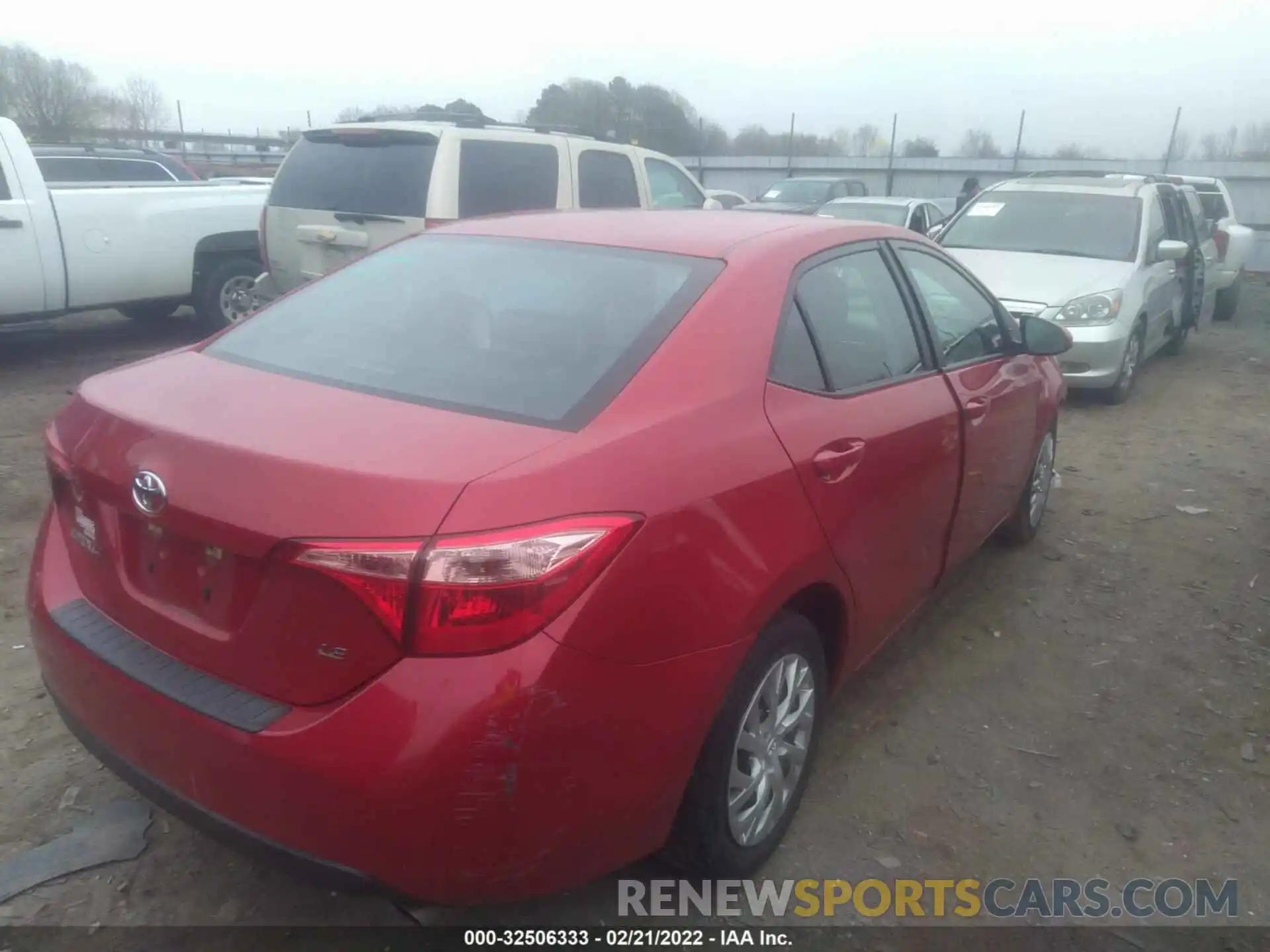 4 Photograph of a damaged car 5YFBURHE0KP869031 TOYOTA COROLLA 2019