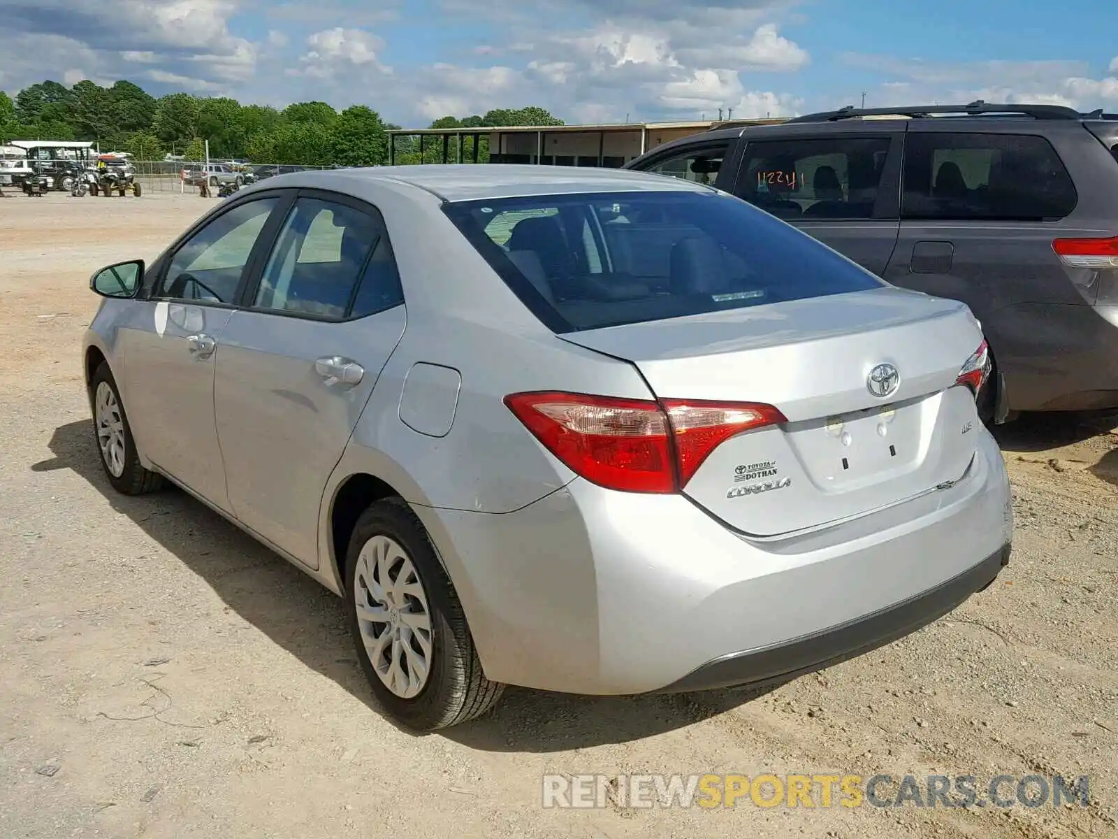 3 Photograph of a damaged car 5YFBURHE0KP869773 TOYOTA COROLLA 2019