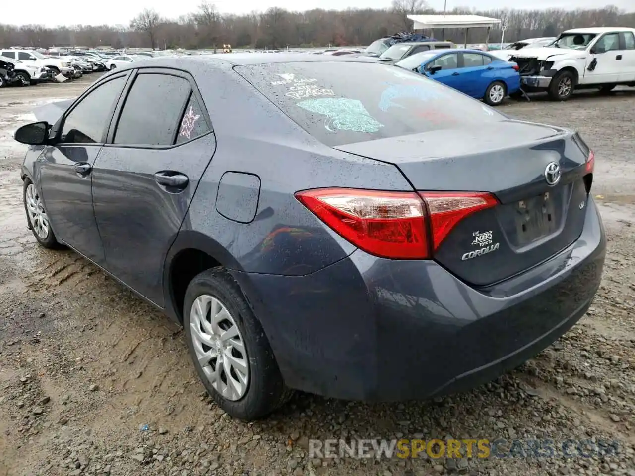 3 Photograph of a damaged car 5YFBURHE0KP869921 TOYOTA COROLLA 2019