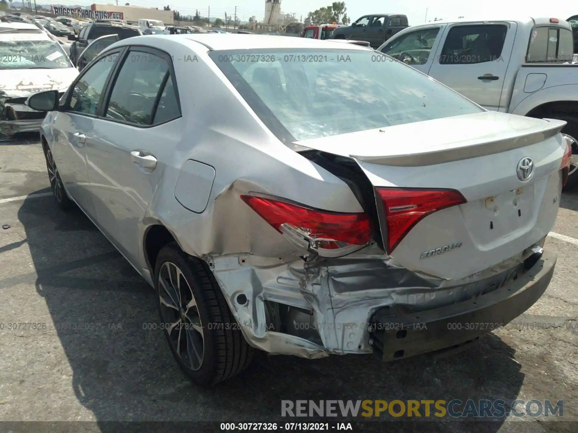 3 Photograph of a damaged car 5YFBURHE0KP870034 TOYOTA COROLLA 2019