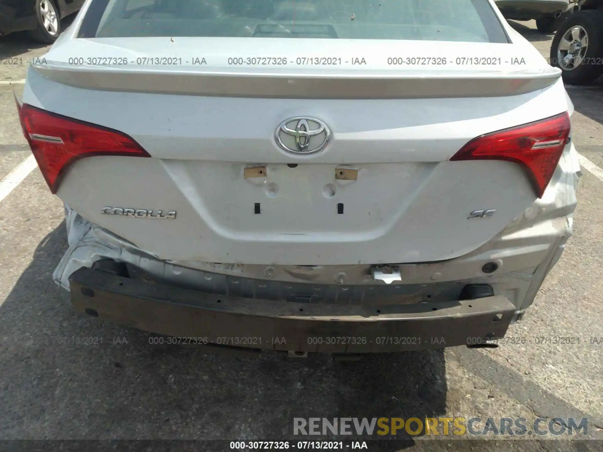 6 Photograph of a damaged car 5YFBURHE0KP870034 TOYOTA COROLLA 2019