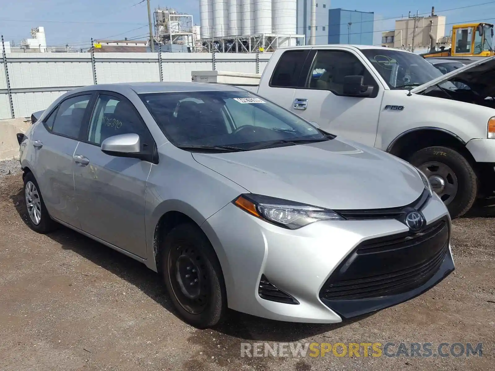 1 Photograph of a damaged car 5YFBURHE0KP870891 TOYOTA COROLLA 2019