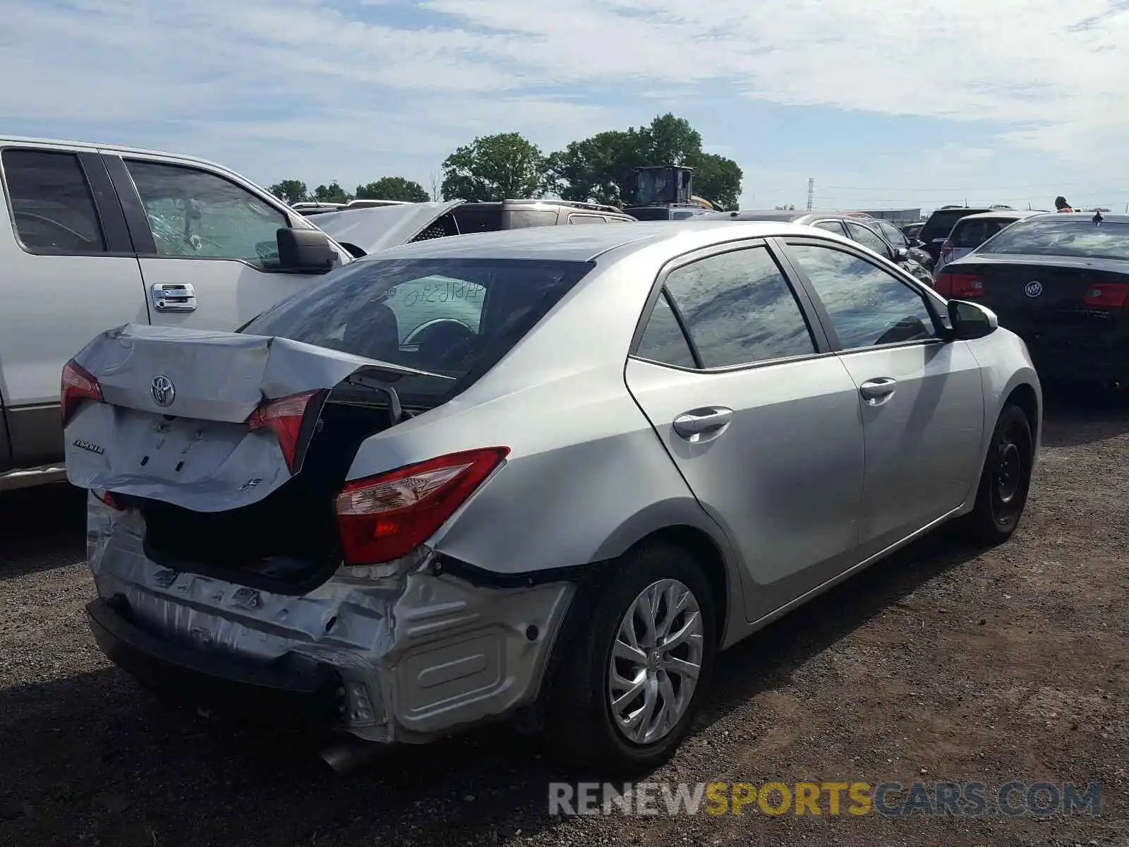 4 Photograph of a damaged car 5YFBURHE0KP870891 TOYOTA COROLLA 2019