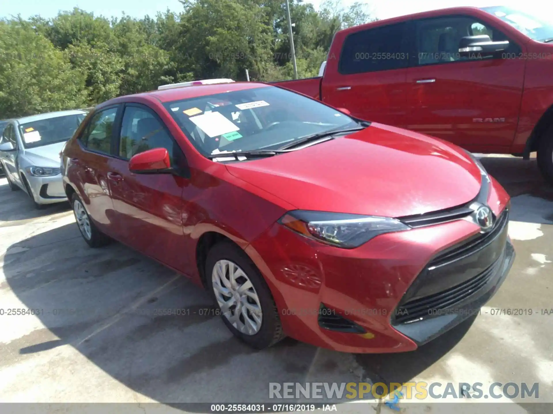 1 Photograph of a damaged car 5YFBURHE0KP871247 TOYOTA COROLLA 2019