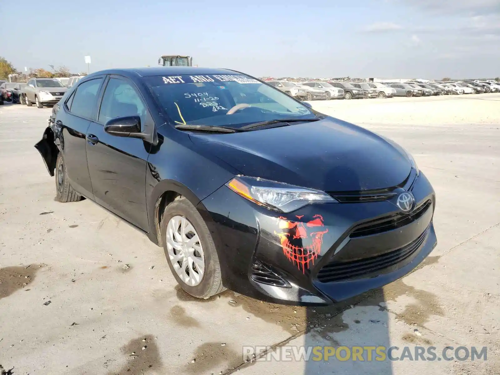 1 Photograph of a damaged car 5YFBURHE0KP871622 TOYOTA COROLLA 2019