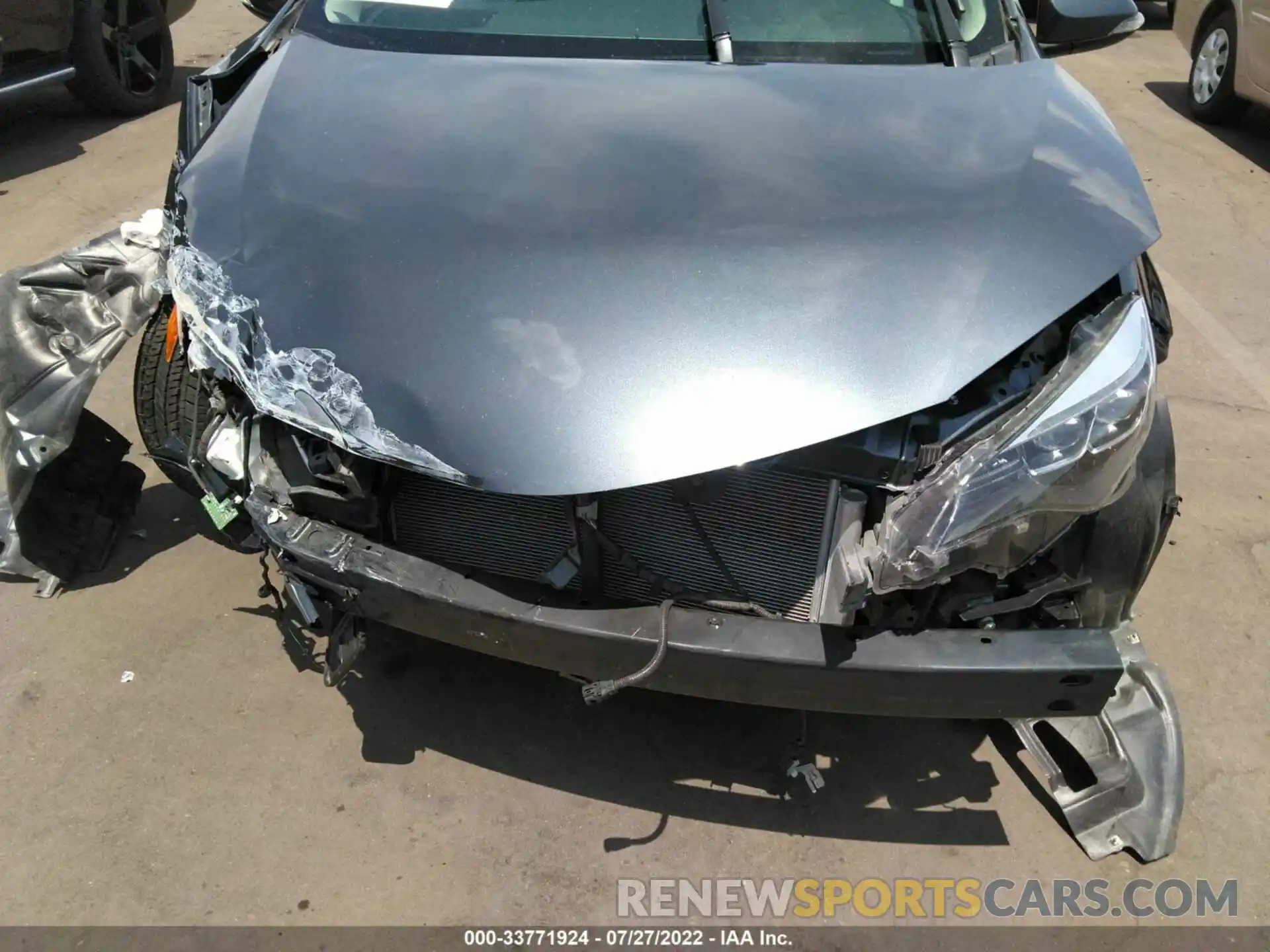 6 Photograph of a damaged car 5YFBURHE0KP871703 TOYOTA COROLLA 2019