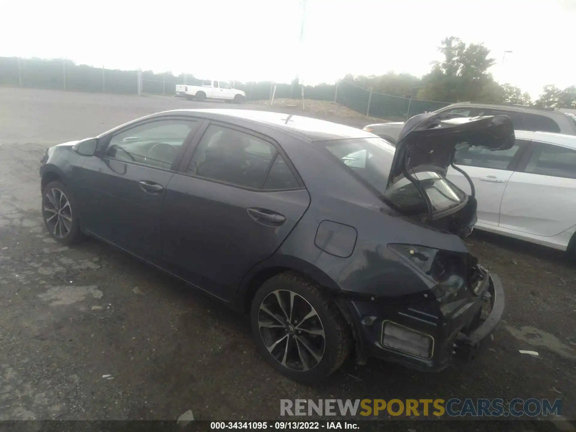 3 Photograph of a damaged car 5YFBURHE0KP871989 TOYOTA COROLLA 2019