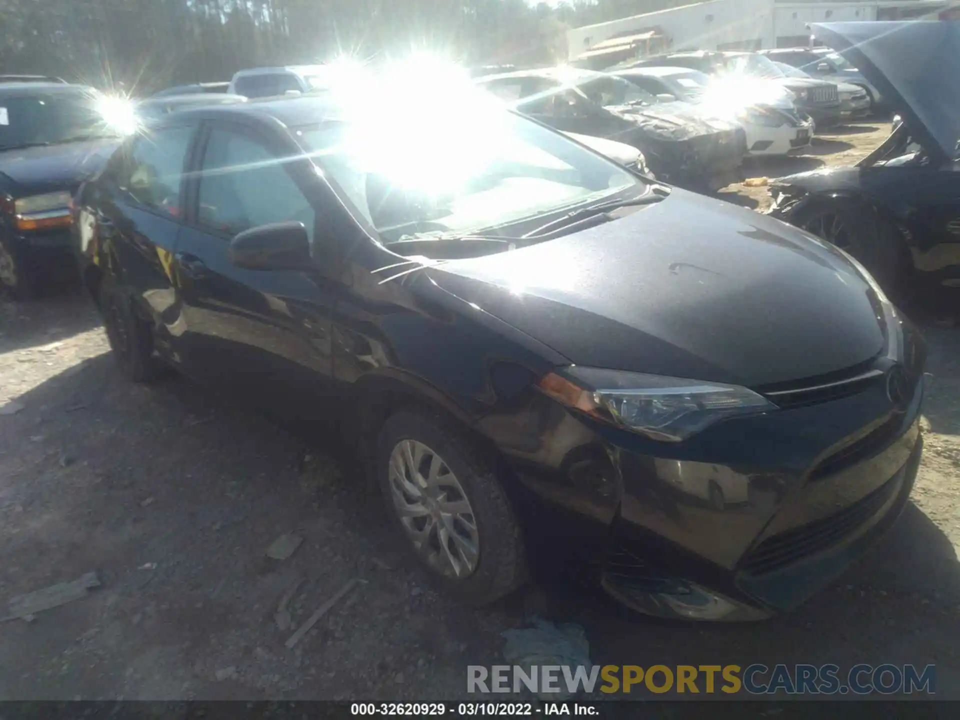 1 Photograph of a damaged car 5YFBURHE0KP872639 TOYOTA COROLLA 2019