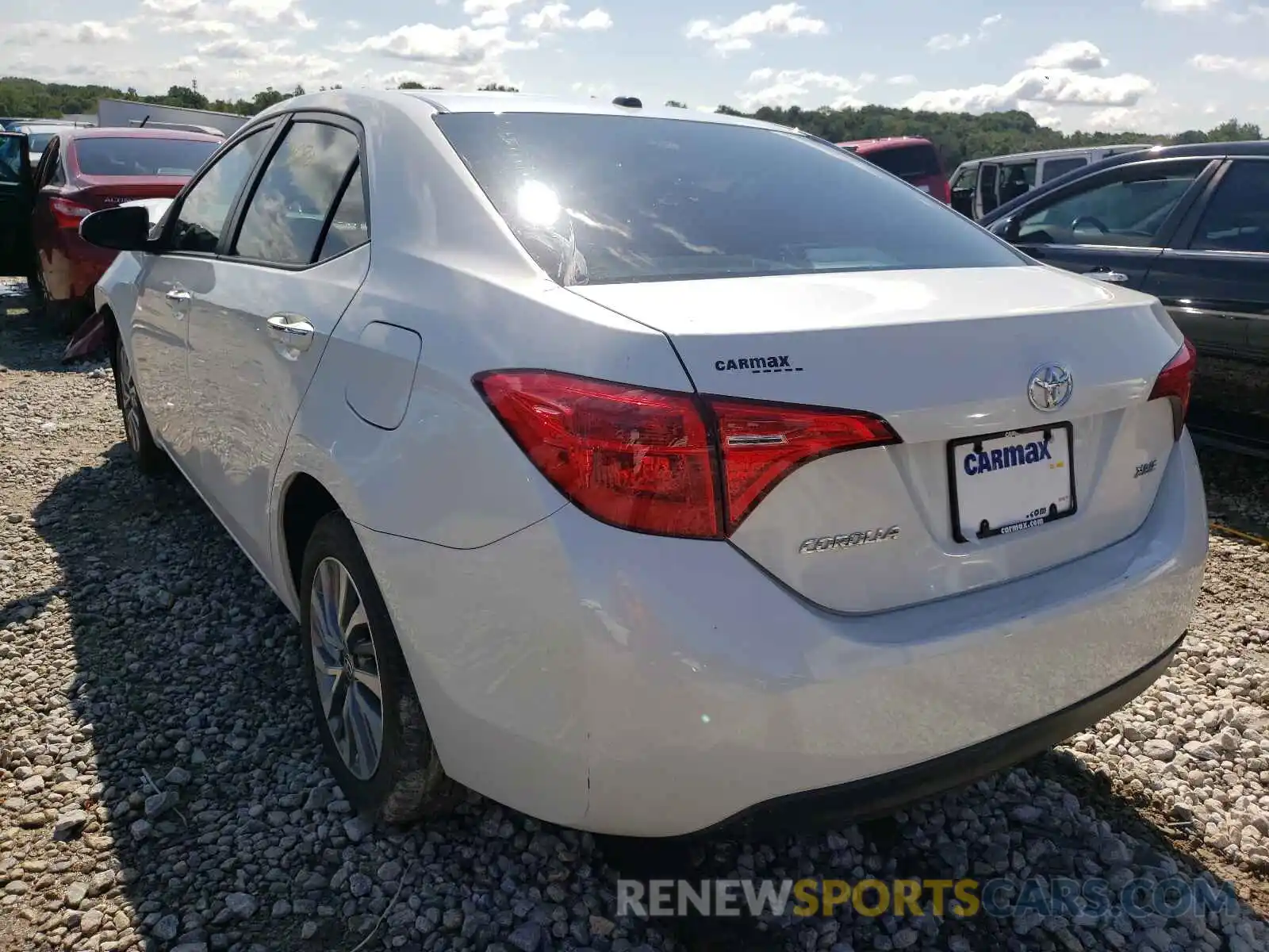 3 Photograph of a damaged car 5YFBURHE0KP872978 TOYOTA COROLLA 2019