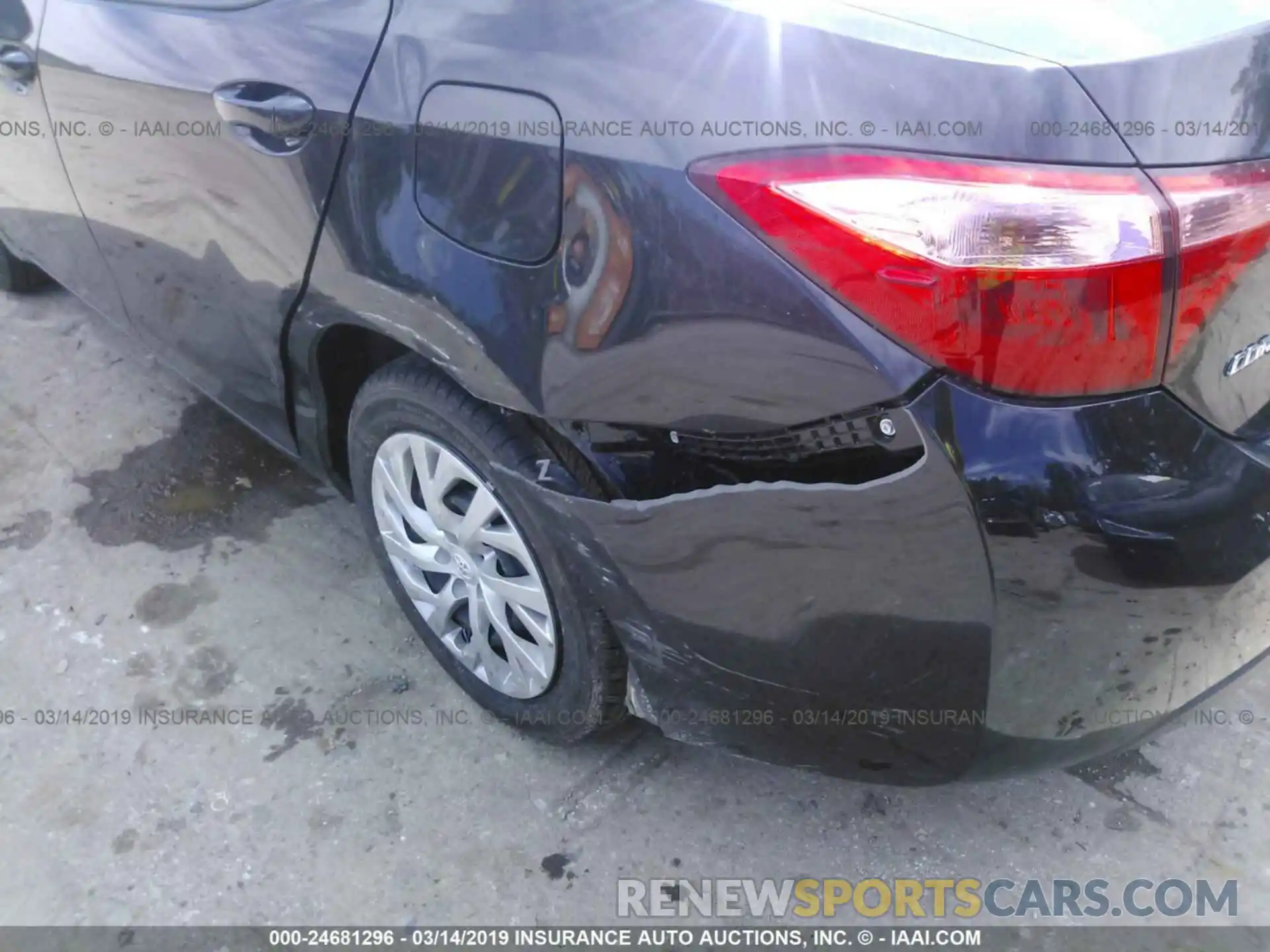 6 Photograph of a damaged car 5YFBURHE0KP873029 TOYOTA COROLLA 2019