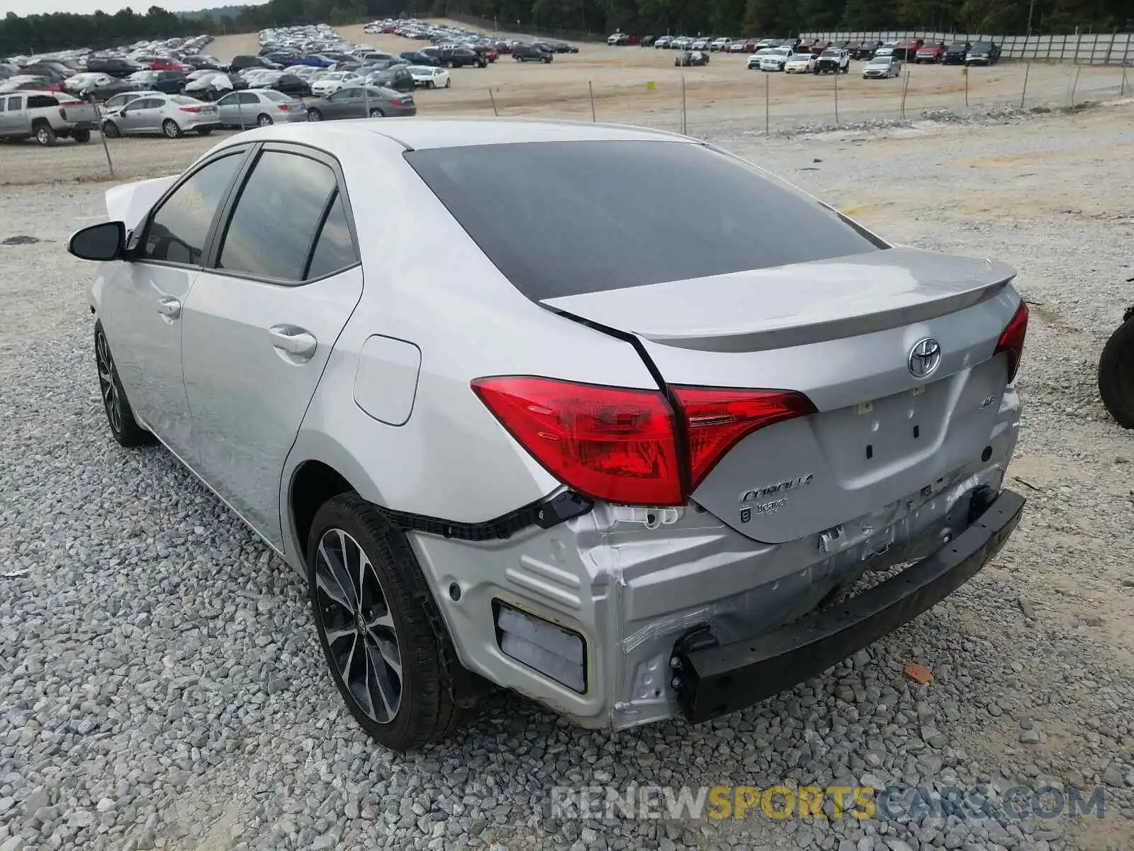 3 Photograph of a damaged car 5YFBURHE0KP873211 TOYOTA COROLLA 2019