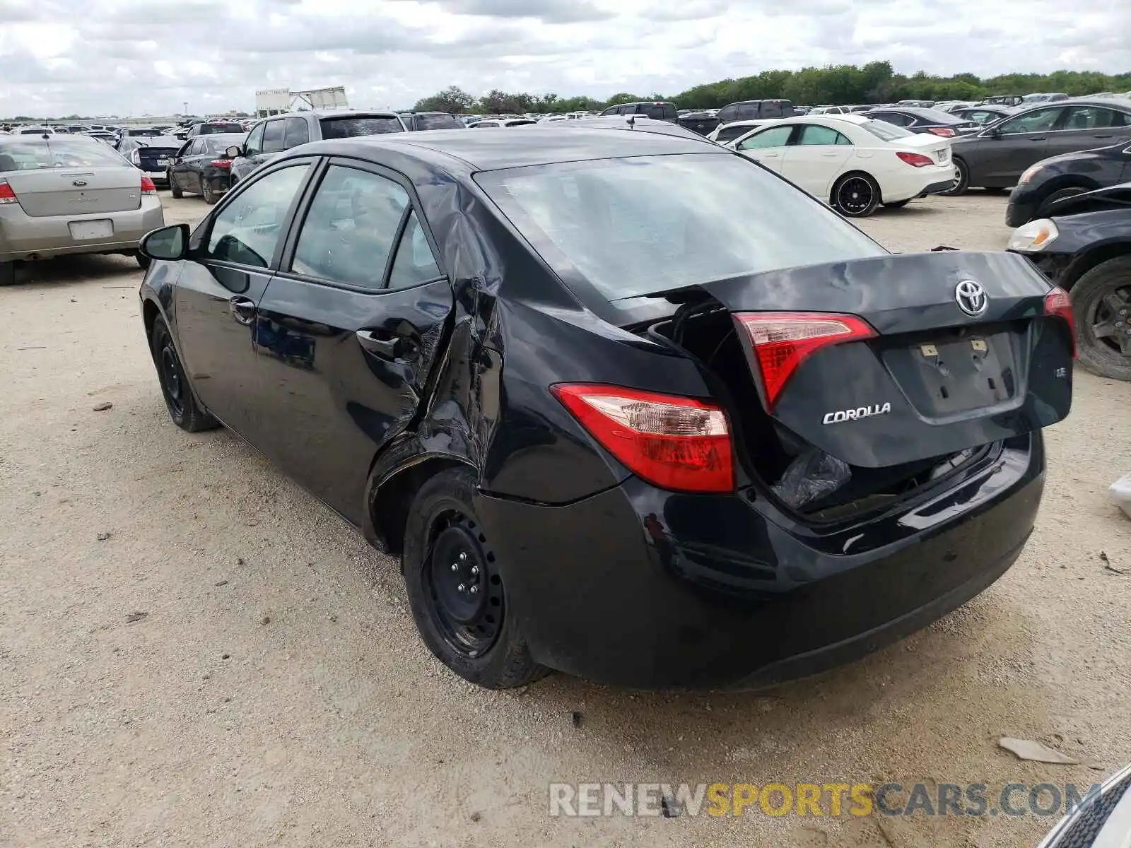 3 Photograph of a damaged car 5YFBURHE0KP873435 TOYOTA COROLLA 2019