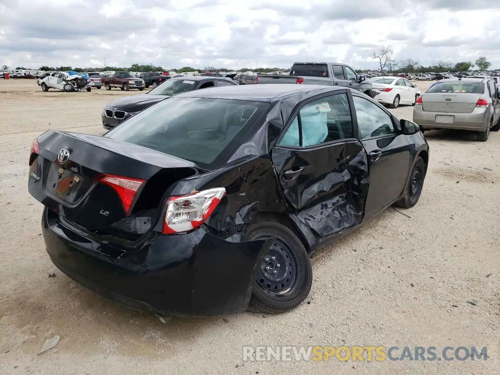 4 Photograph of a damaged car 5YFBURHE0KP873435 TOYOTA COROLLA 2019