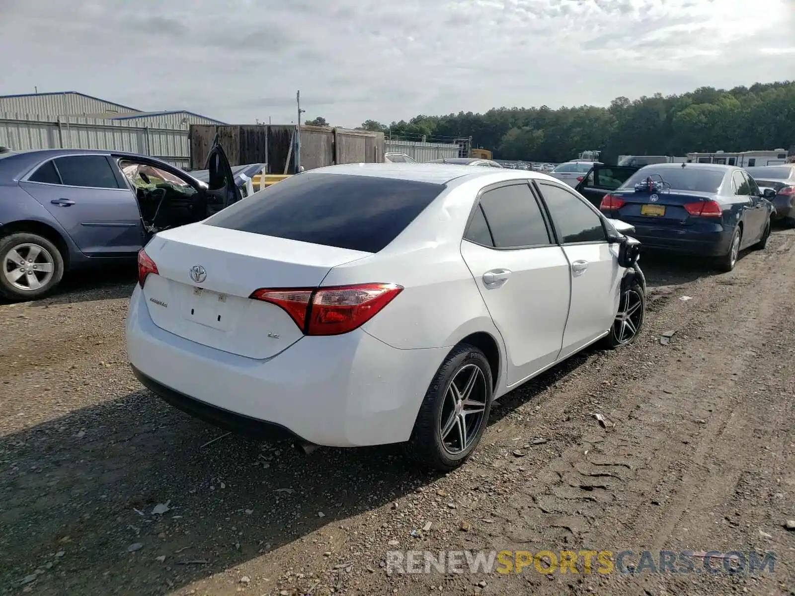 4 Photograph of a damaged car 5YFBURHE0KP873712 TOYOTA COROLLA 2019