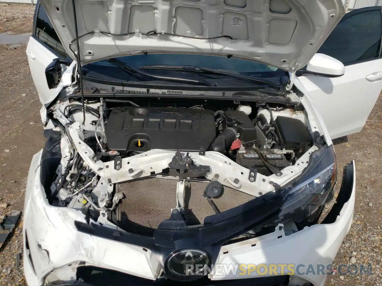 7 Photograph of a damaged car 5YFBURHE0KP873712 TOYOTA COROLLA 2019