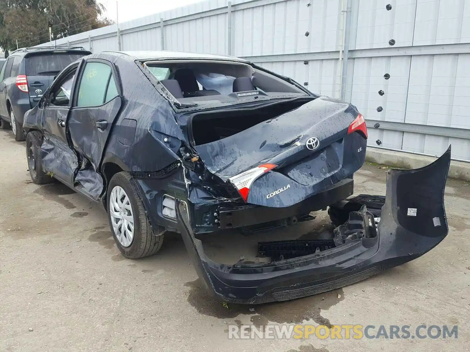 3 Photograph of a damaged car 5YFBURHE0KP875296 TOYOTA COROLLA 2019