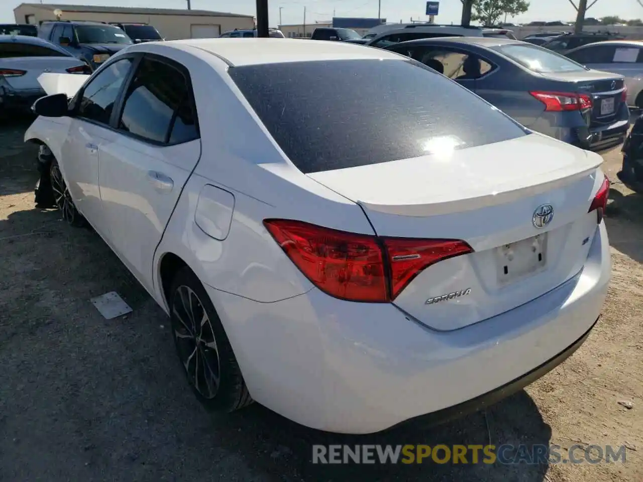 3 Photograph of a damaged car 5YFBURHE0KP875458 TOYOTA COROLLA 2019