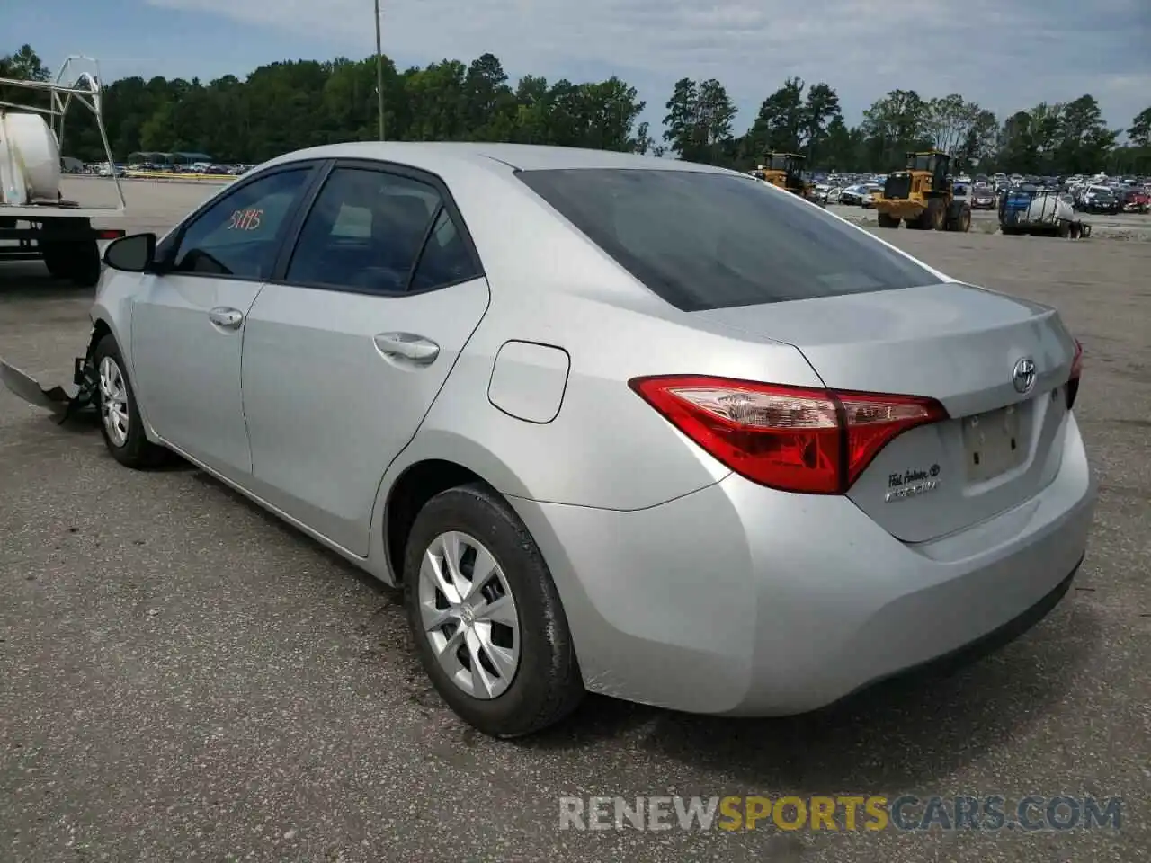 3 Photograph of a damaged car 5YFBURHE0KP876528 TOYOTA COROLLA 2019