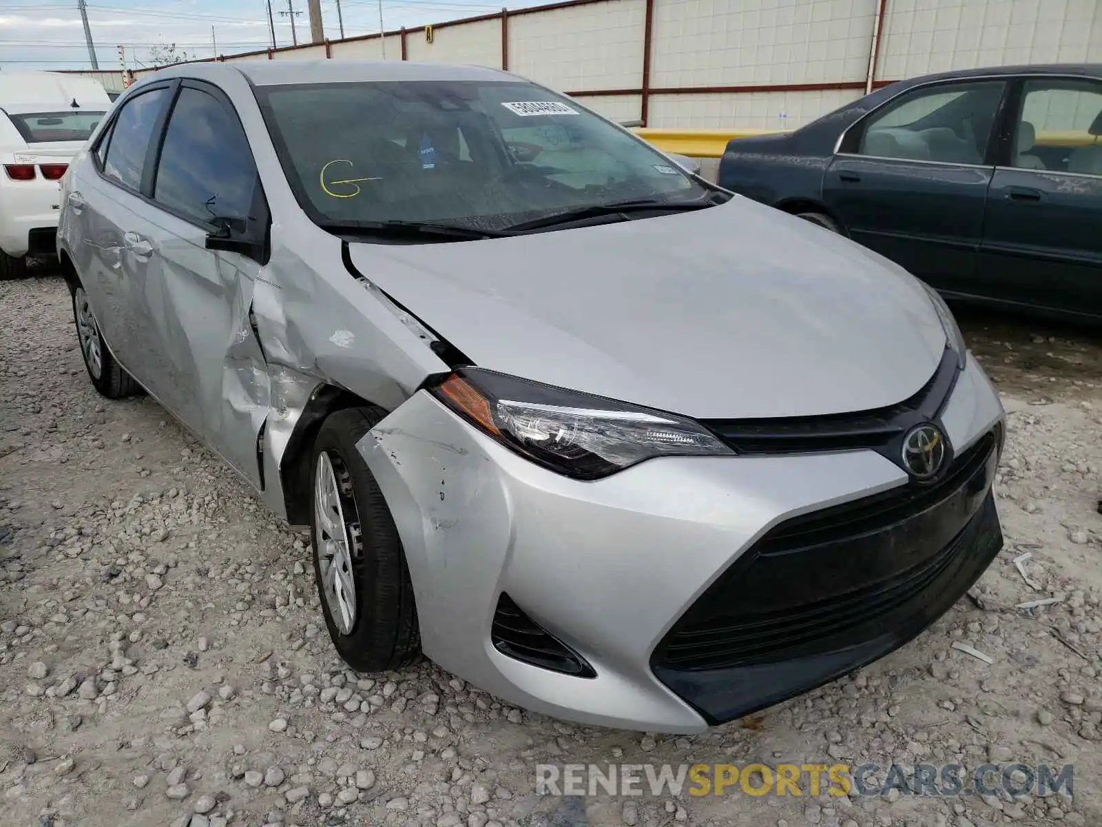 1 Photograph of a damaged car 5YFBURHE0KP876769 TOYOTA COROLLA 2019