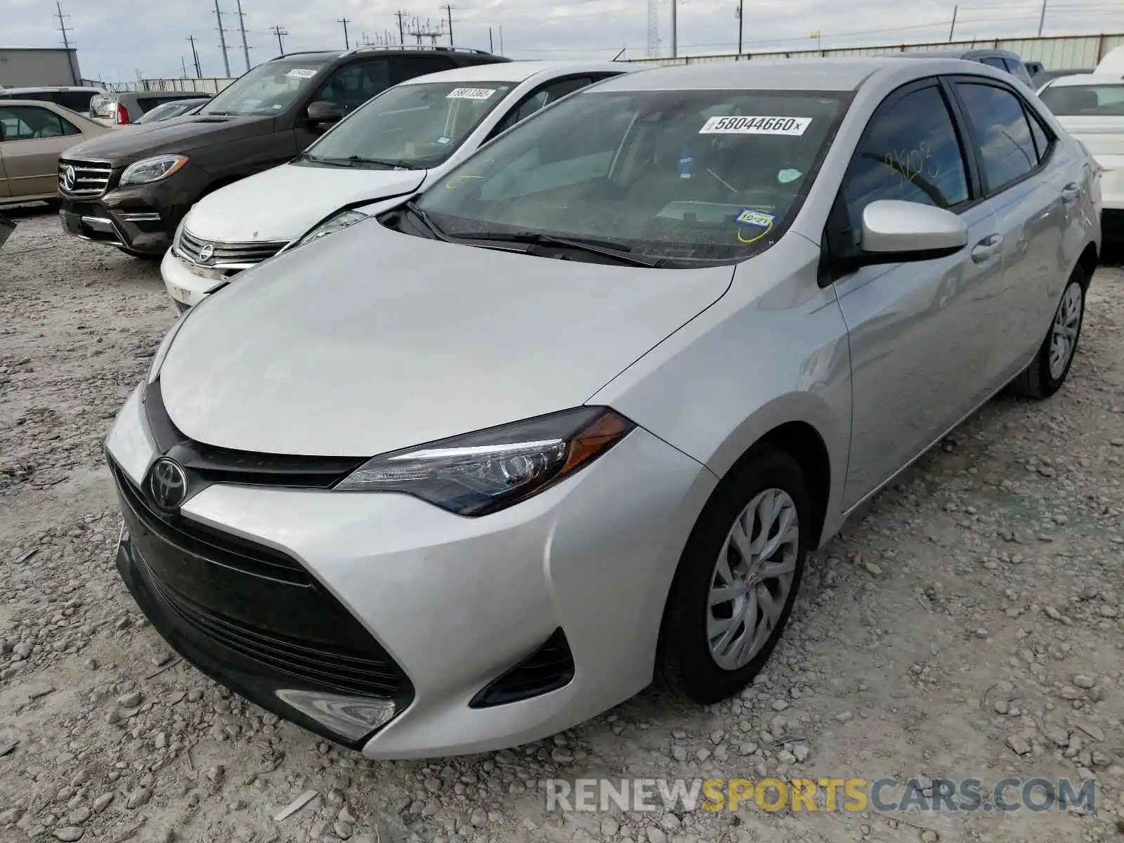 2 Photograph of a damaged car 5YFBURHE0KP876769 TOYOTA COROLLA 2019