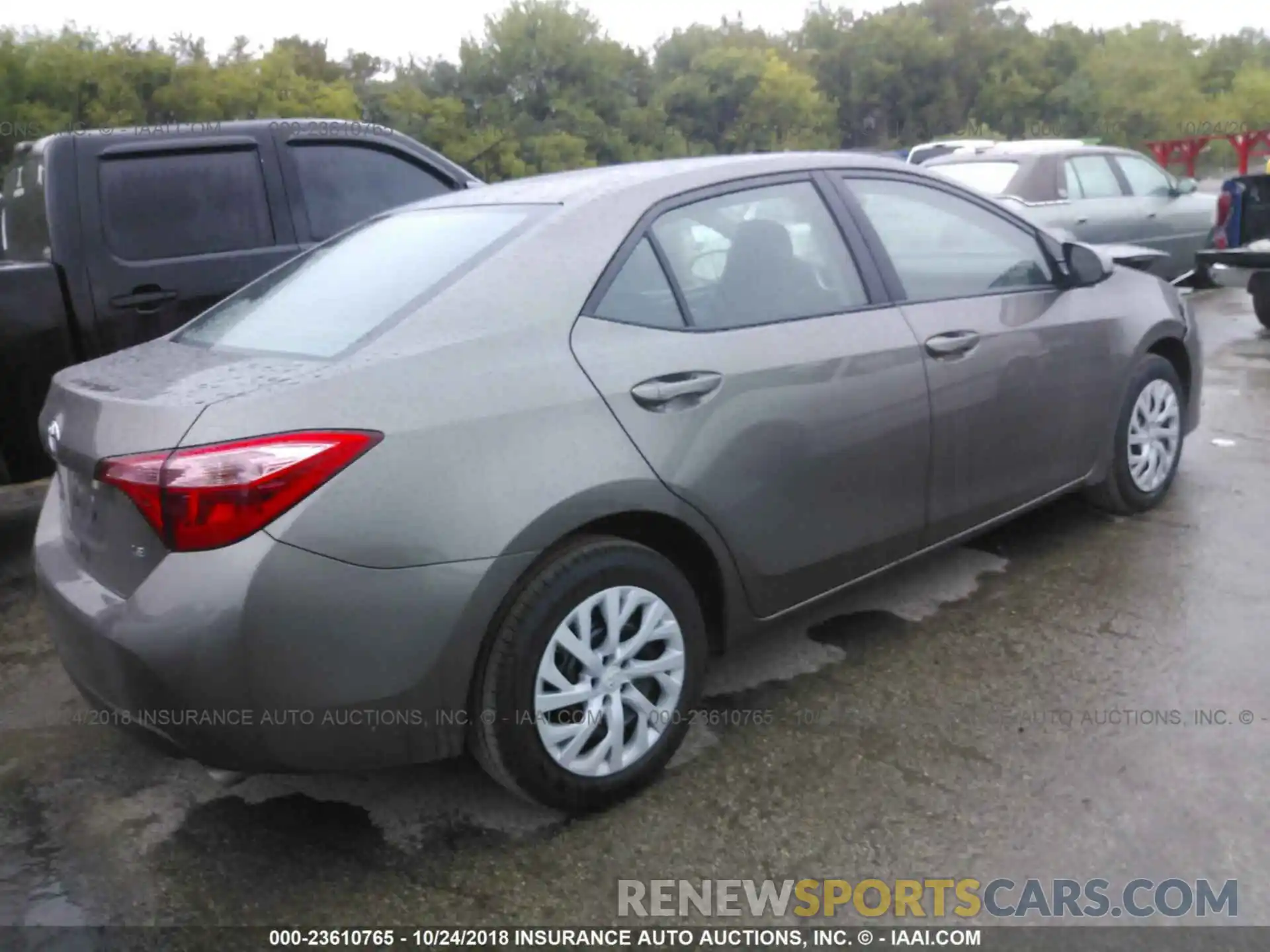 4 Photograph of a damaged car 5YFBURHE0KP877453 Toyota Corolla 2019