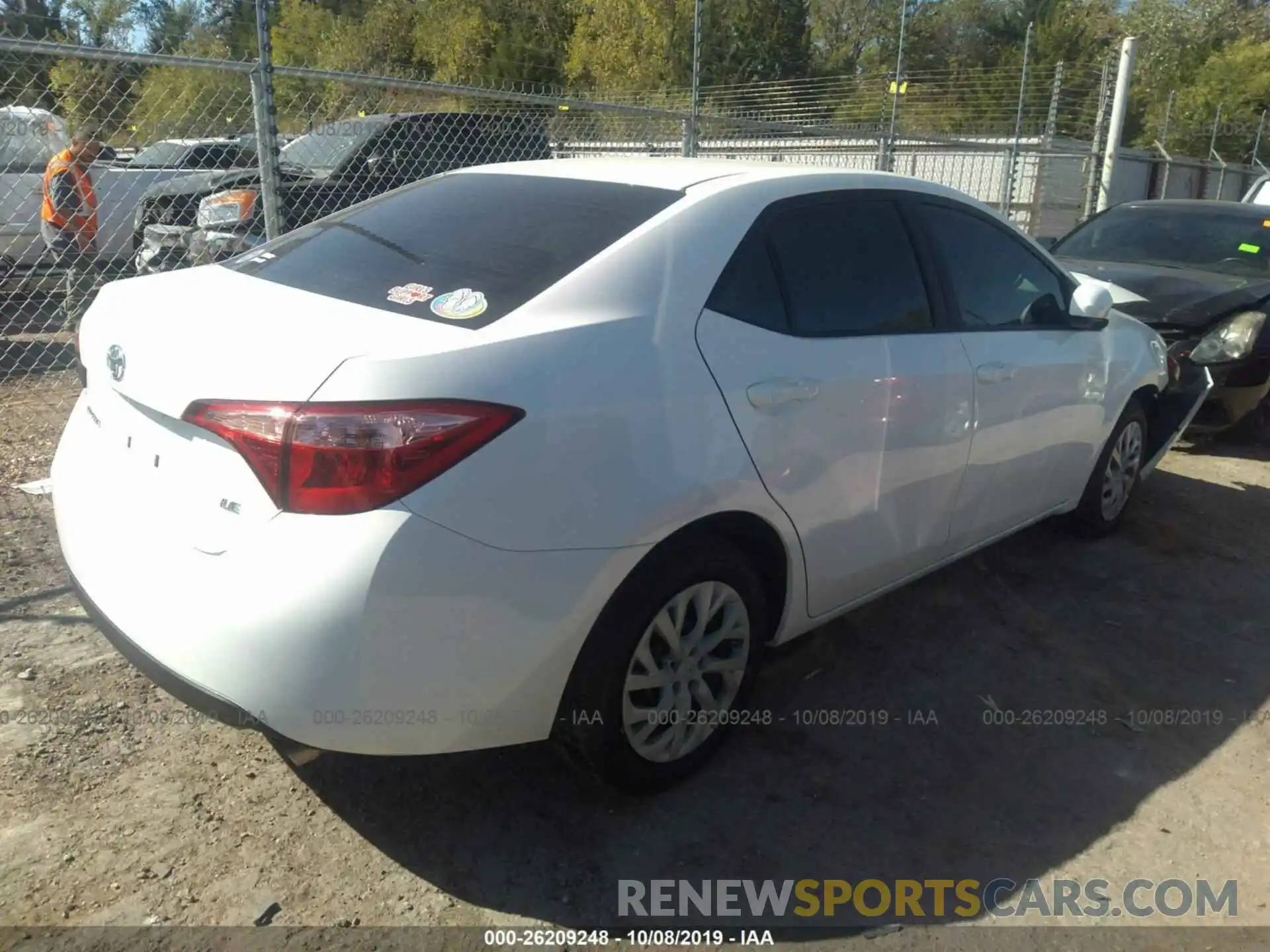 4 Фотография поврежденного автомобиля 5YFBURHE0KP877551 TOYOTA COROLLA 2019