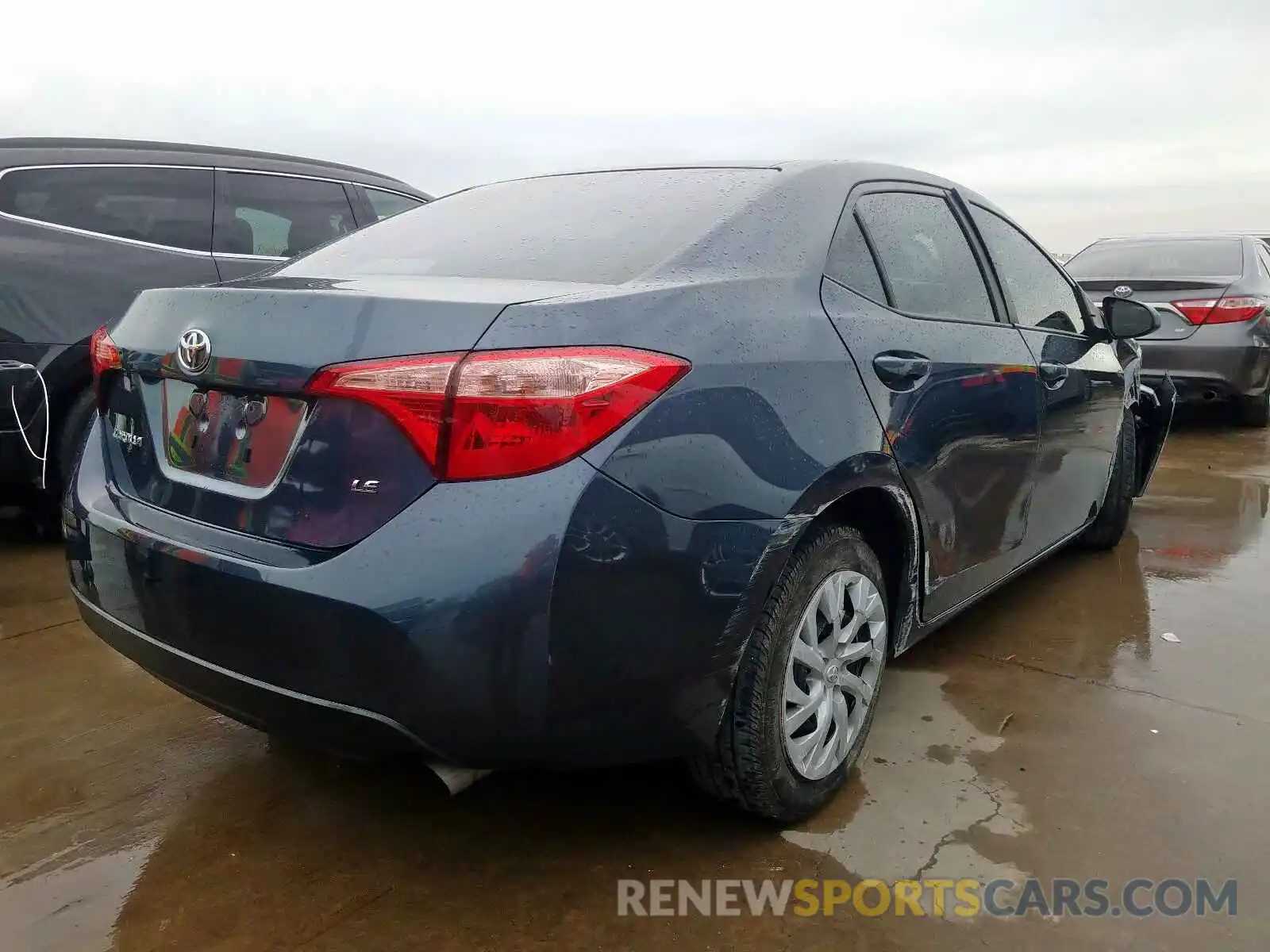 4 Photograph of a damaged car 5YFBURHE0KP877906 TOYOTA COROLLA 2019