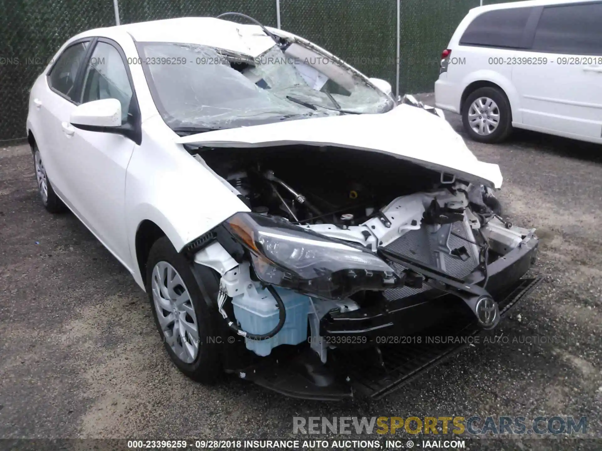 1 Photograph of a damaged car 5YFBURHE0KP877985 Toyota Corolla 2019