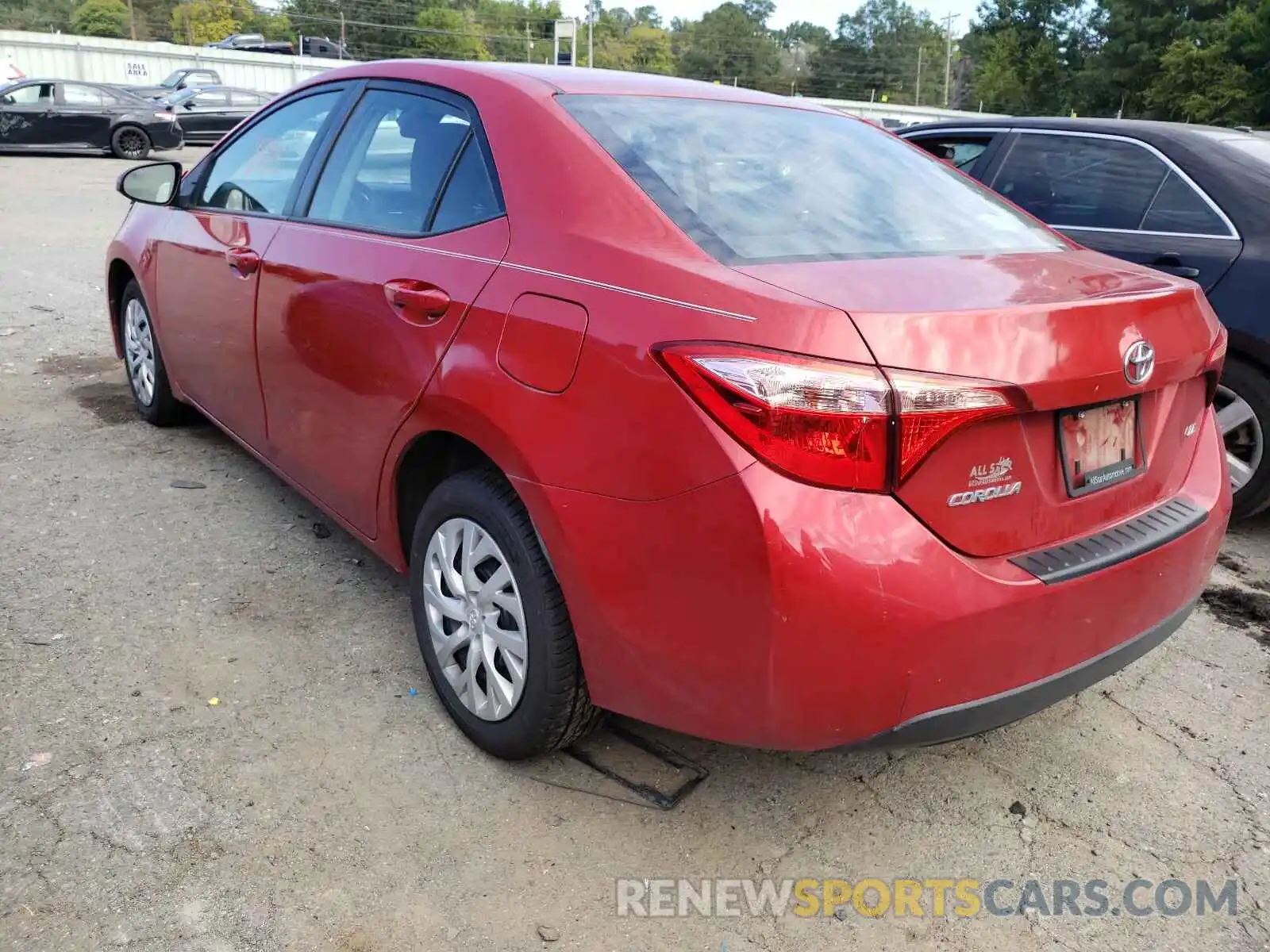 3 Photograph of a damaged car 5YFBURHE0KP878070 TOYOTA COROLLA 2019