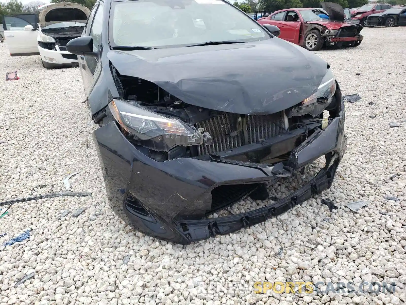 9 Photograph of a damaged car 5YFBURHE0KP878490 TOYOTA COROLLA 2019