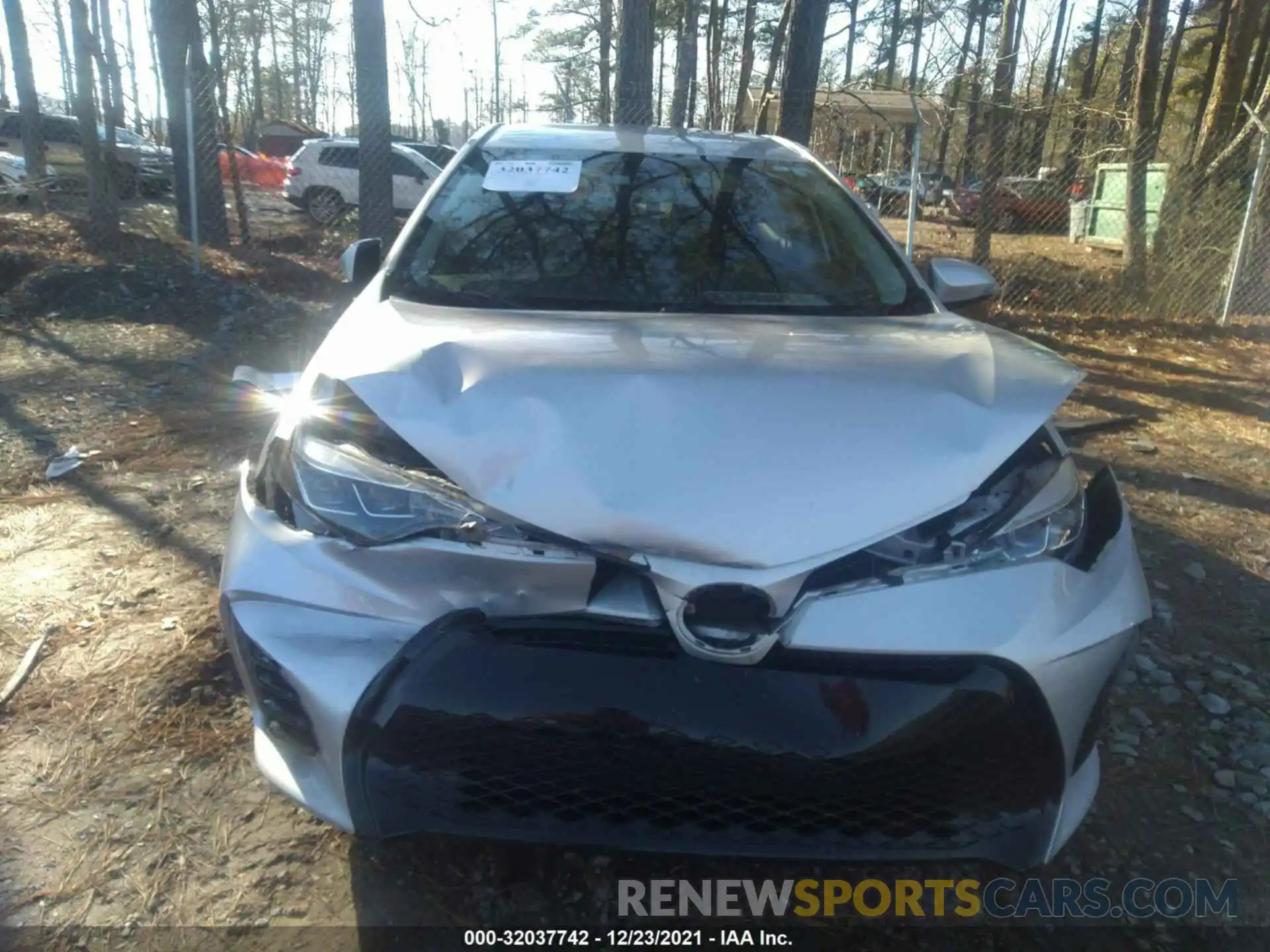 6 Photograph of a damaged car 5YFBURHE0KP878618 TOYOTA COROLLA 2019