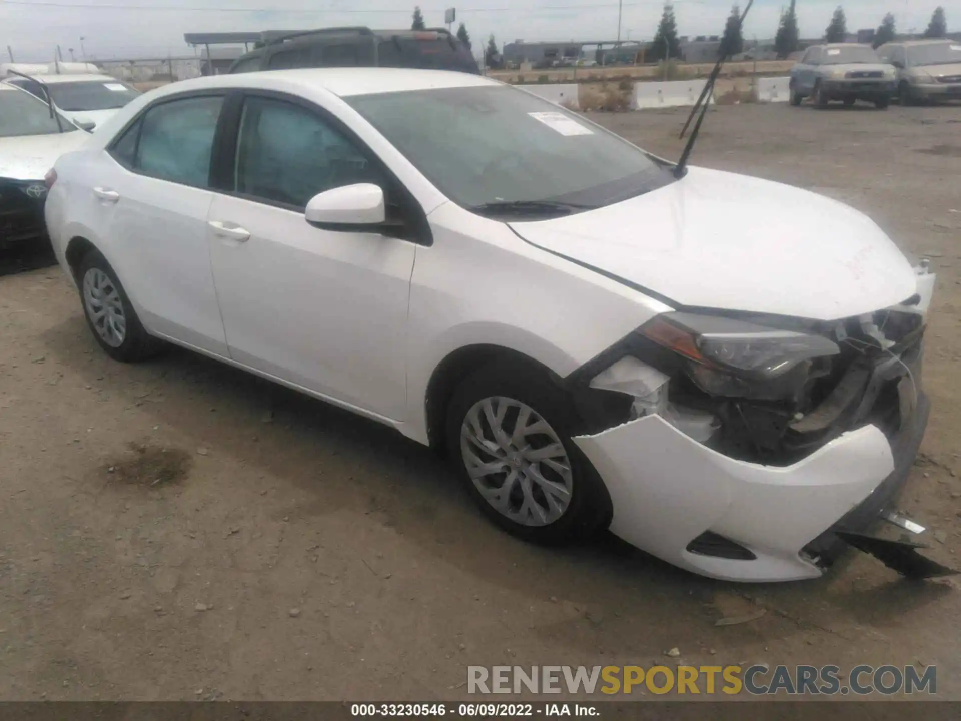 1 Photograph of a damaged car 5YFBURHE0KP880241 TOYOTA COROLLA 2019