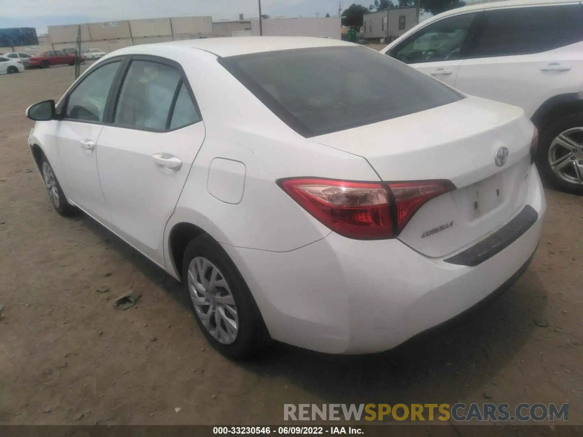 3 Photograph of a damaged car 5YFBURHE0KP880241 TOYOTA COROLLA 2019