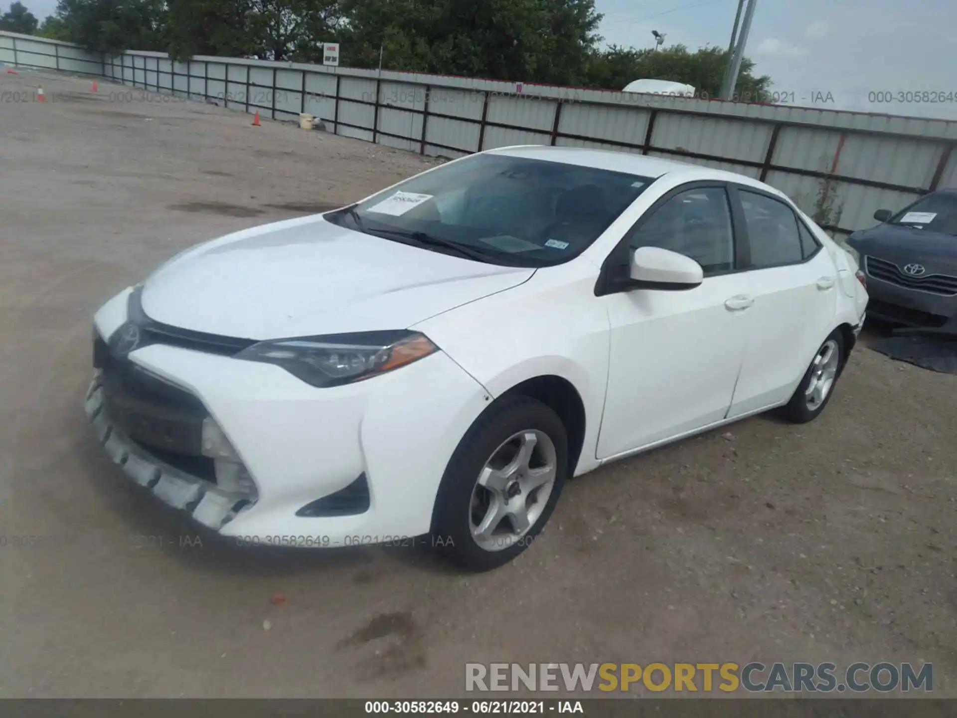 2 Photograph of a damaged car 5YFBURHE0KP880336 TOYOTA COROLLA 2019