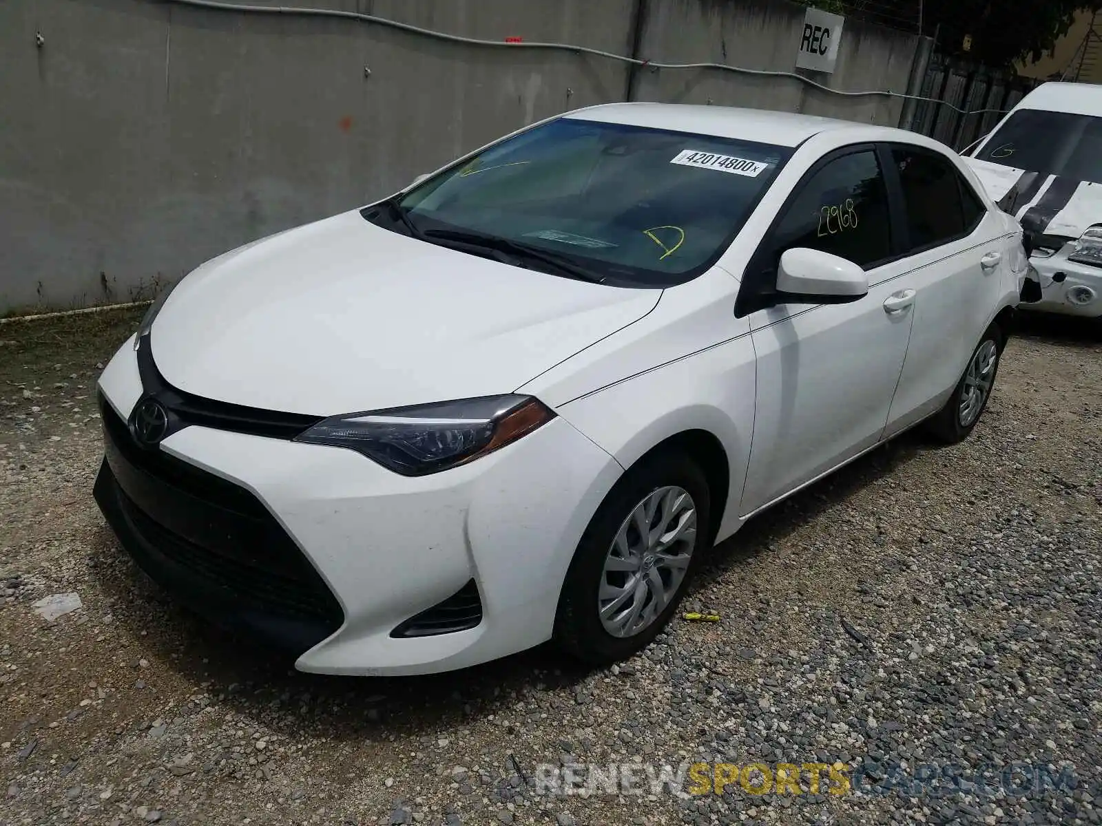 2 Photograph of a damaged car 5YFBURHE0KP880482 TOYOTA COROLLA 2019