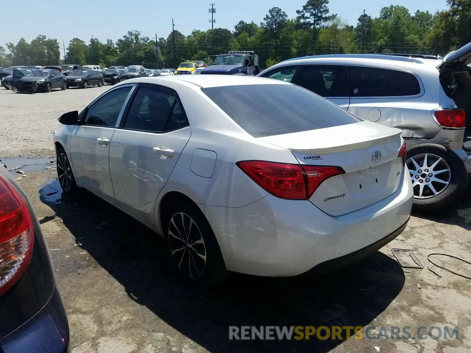 3 Photograph of a damaged car 5YFBURHE0KP880515 TOYOTA COROLLA 2019