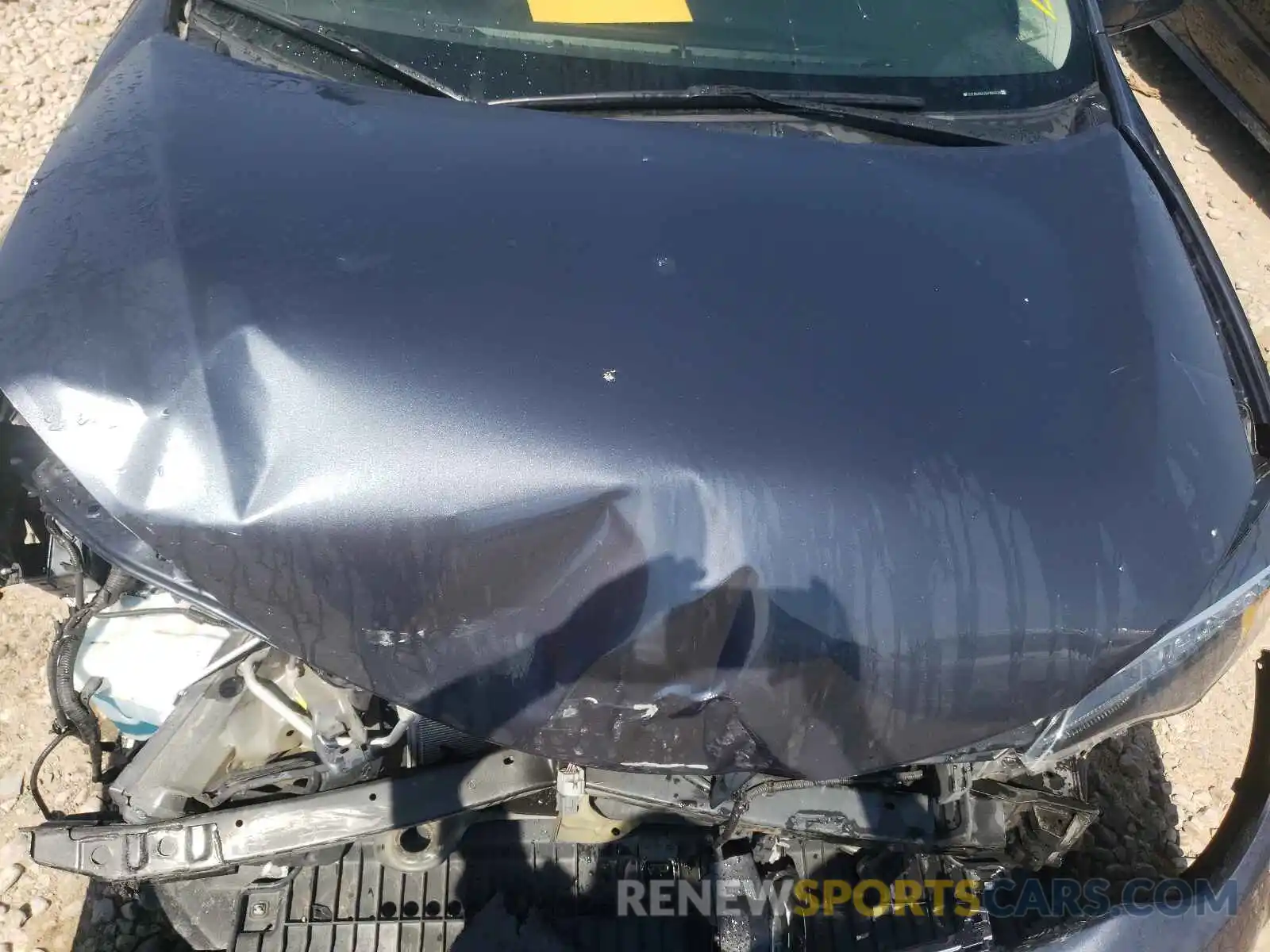 7 Photograph of a damaged car 5YFBURHE0KP880630 TOYOTA COROLLA 2019