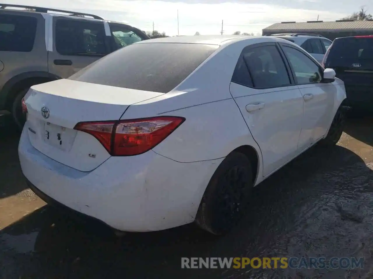 4 Photograph of a damaged car 5YFBURHE0KP880711 TOYOTA COROLLA 2019