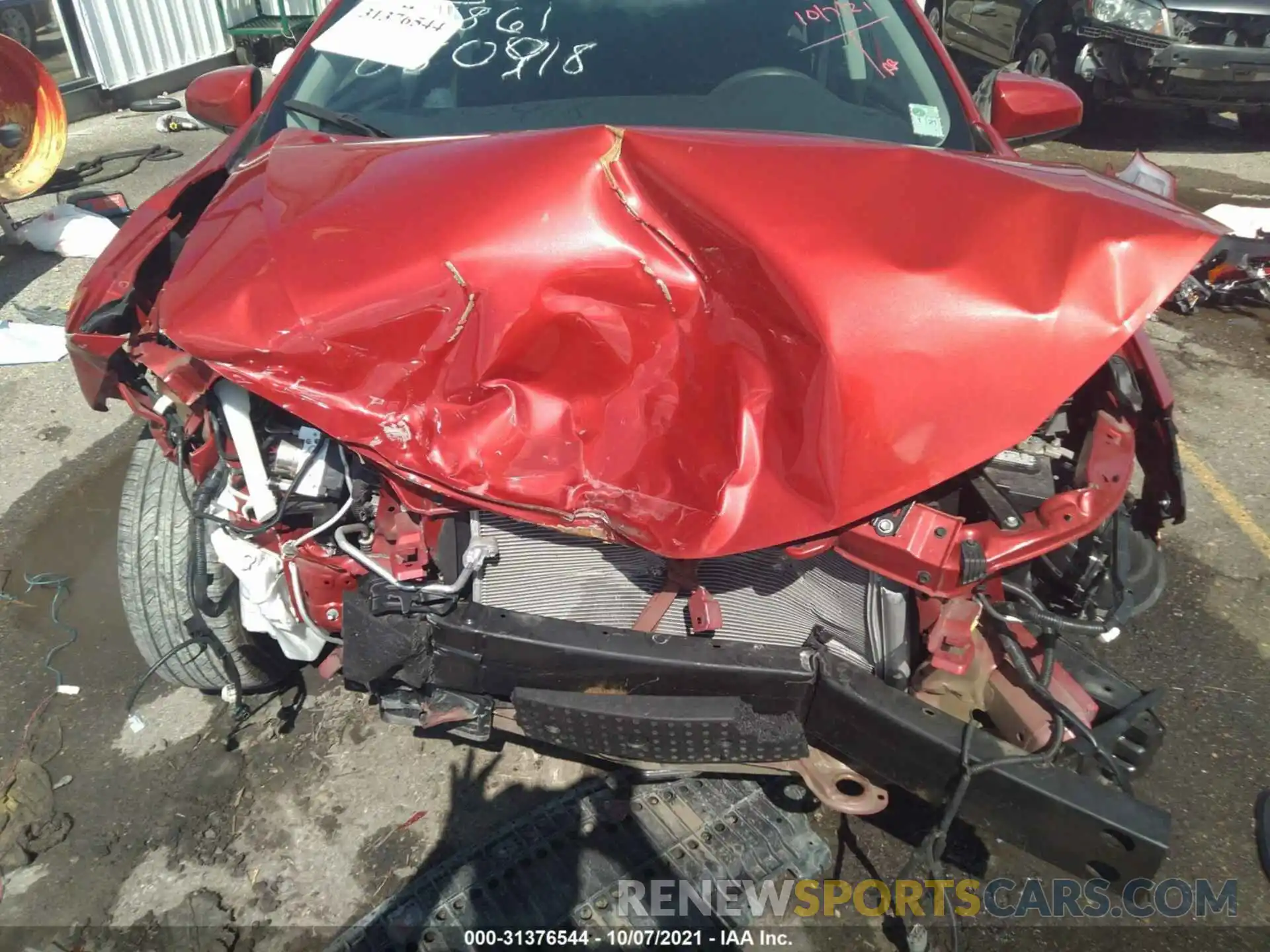 10 Photograph of a damaged car 5YFBURHE0KP880918 TOYOTA COROLLA 2019