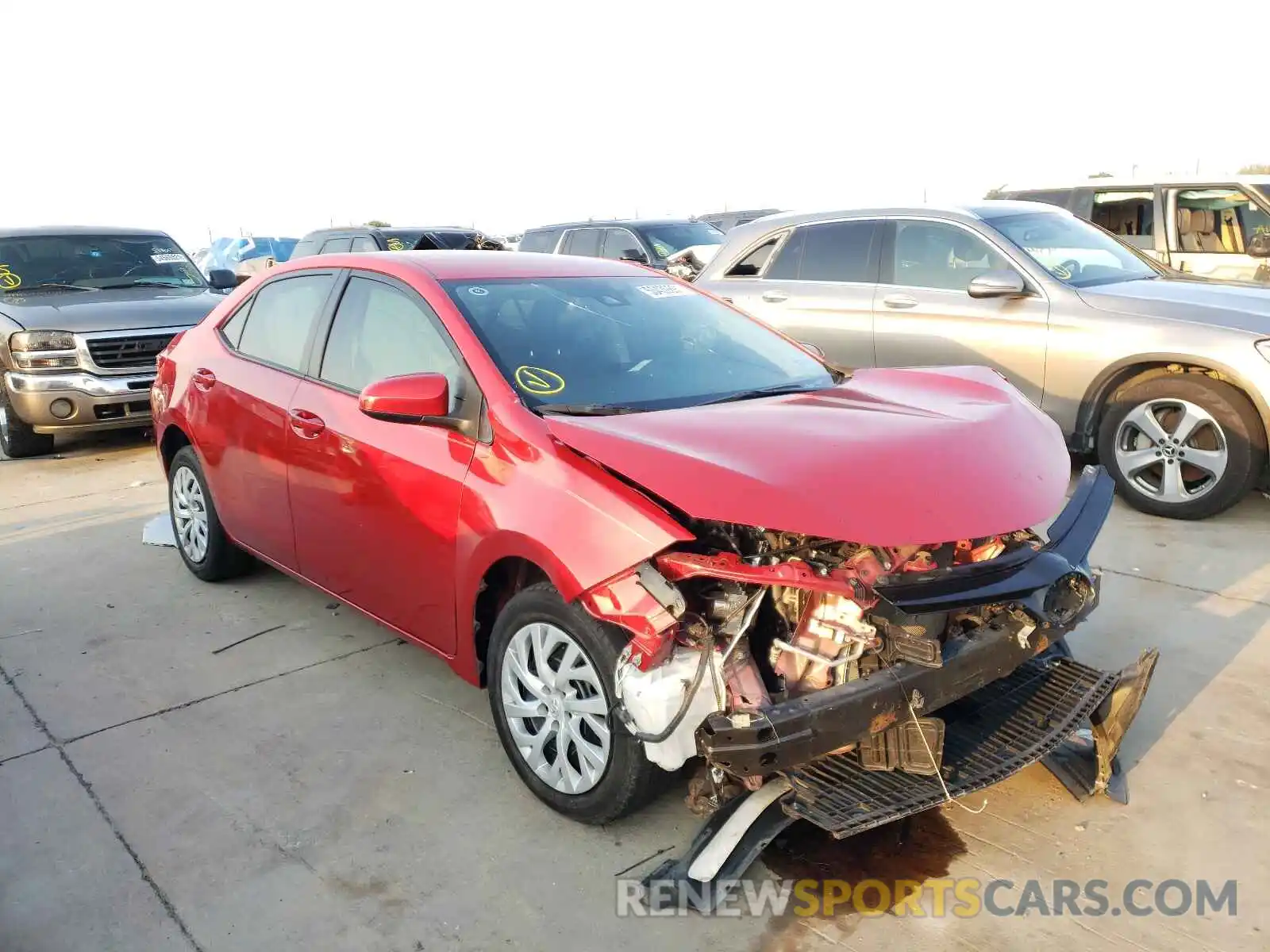 1 Photograph of a damaged car 5YFBURHE0KP881390 TOYOTA COROLLA 2019